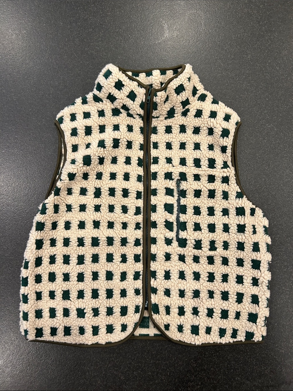 Trendy checkered fleece vest size S/M